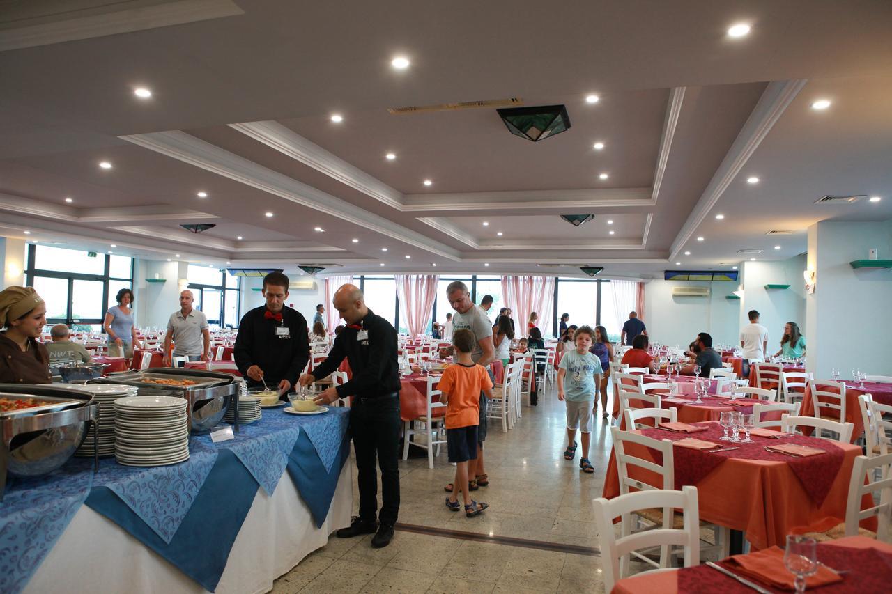 Club Esse Costa Dello Jonio Hotell Mandatoriccio Marina Eksteriør bilde