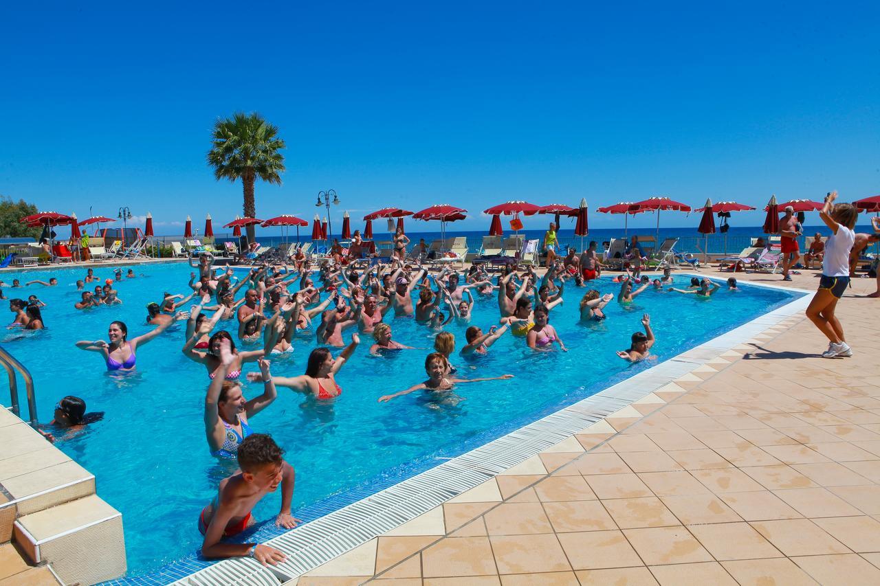 Club Esse Costa Dello Jonio Hotell Mandatoriccio Marina Eksteriør bilde