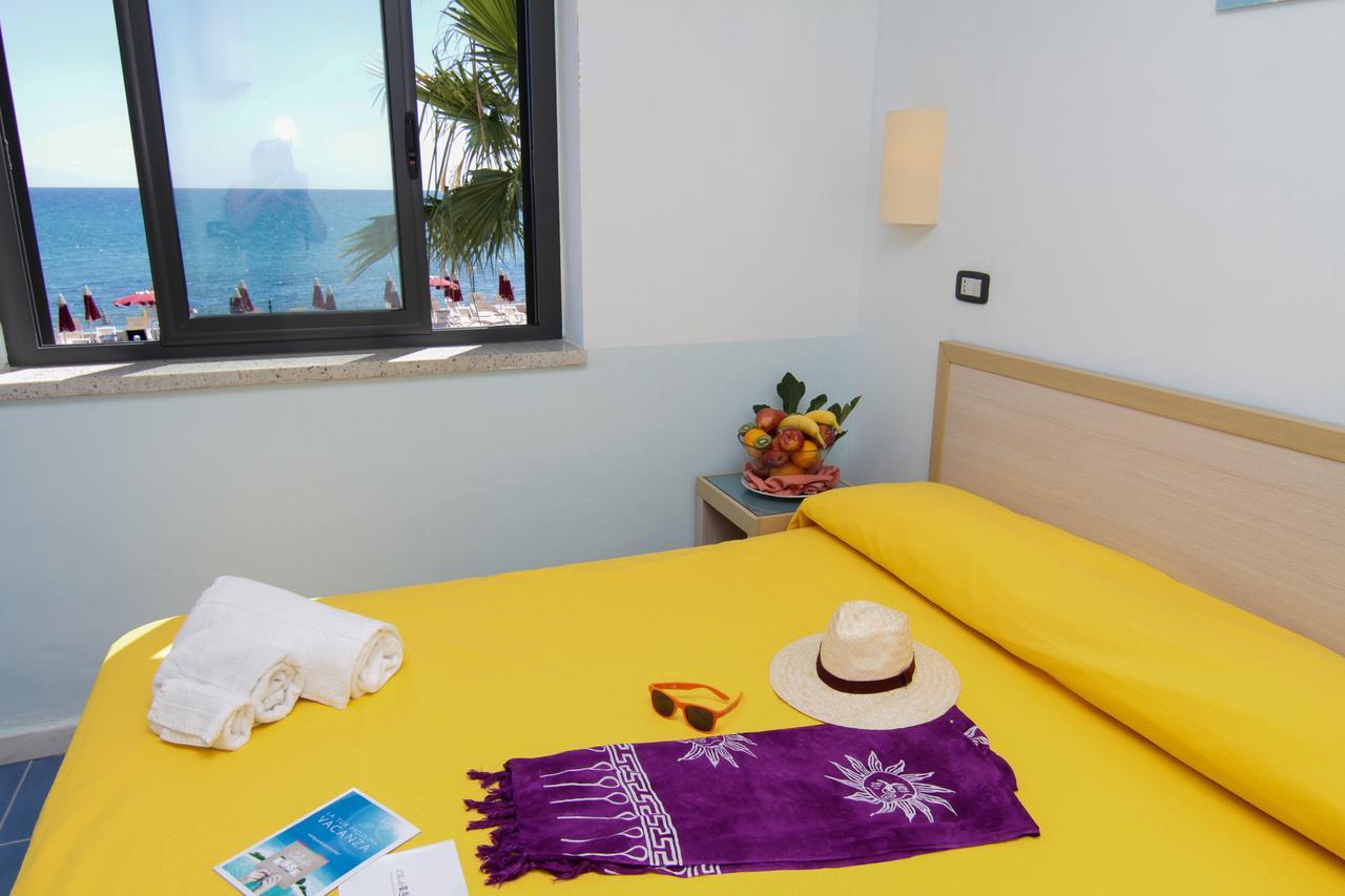 Club Esse Costa Dello Jonio Hotell Mandatoriccio Marina Eksteriør bilde